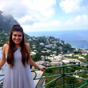 Meet your Posher, Lauren